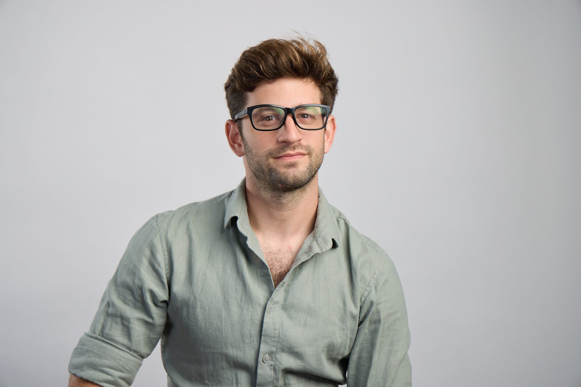 אביב בן אור שחקן דובר אנגלית שפת אם